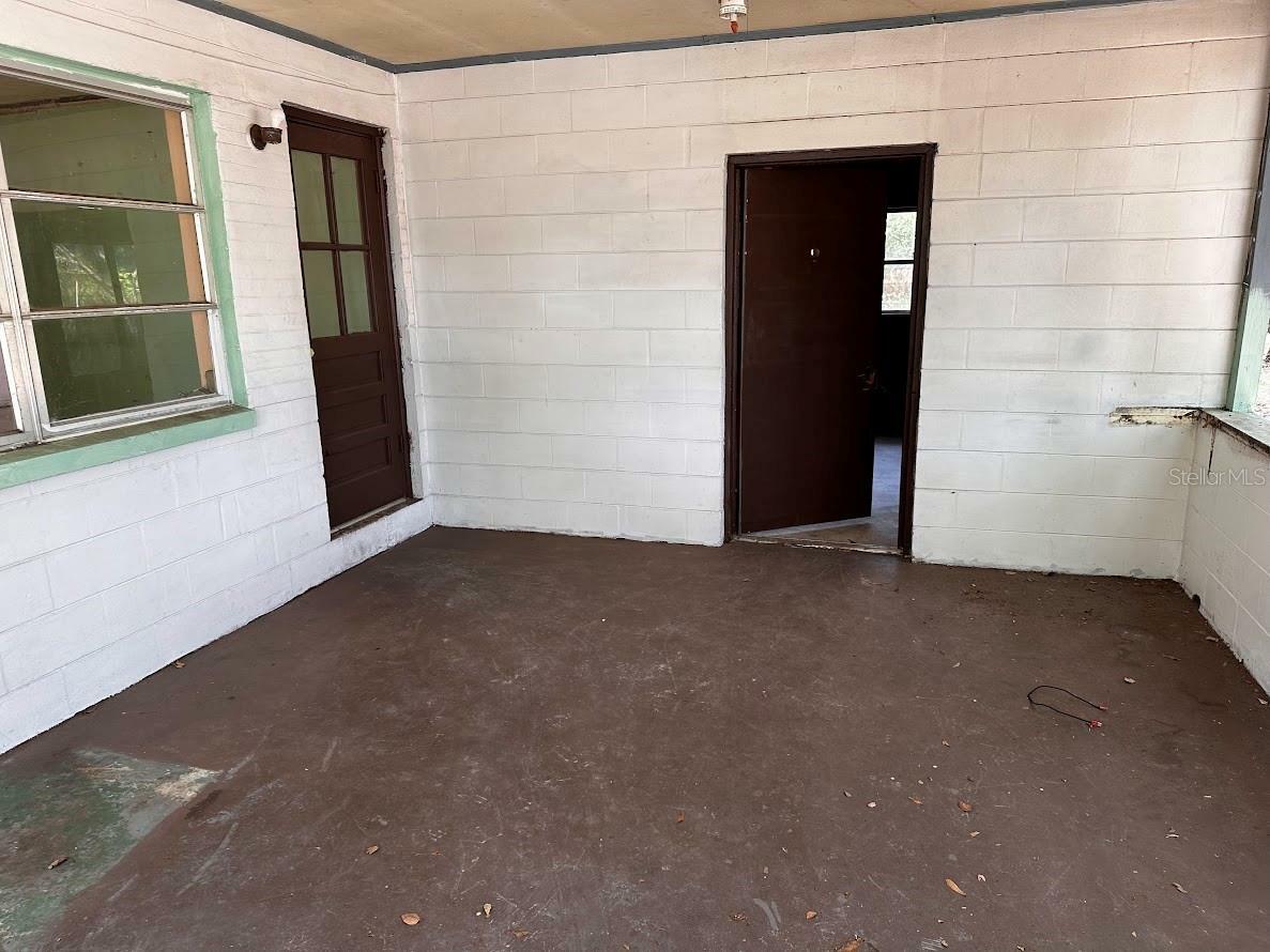 Property Photo: 4410 Transport Road FL 33830