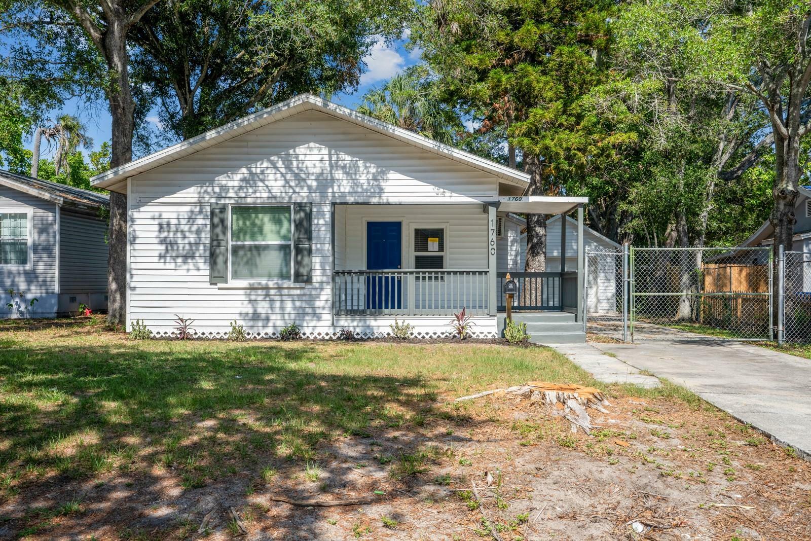 Property Photo:  1760 Newark Street S  FL 33711 