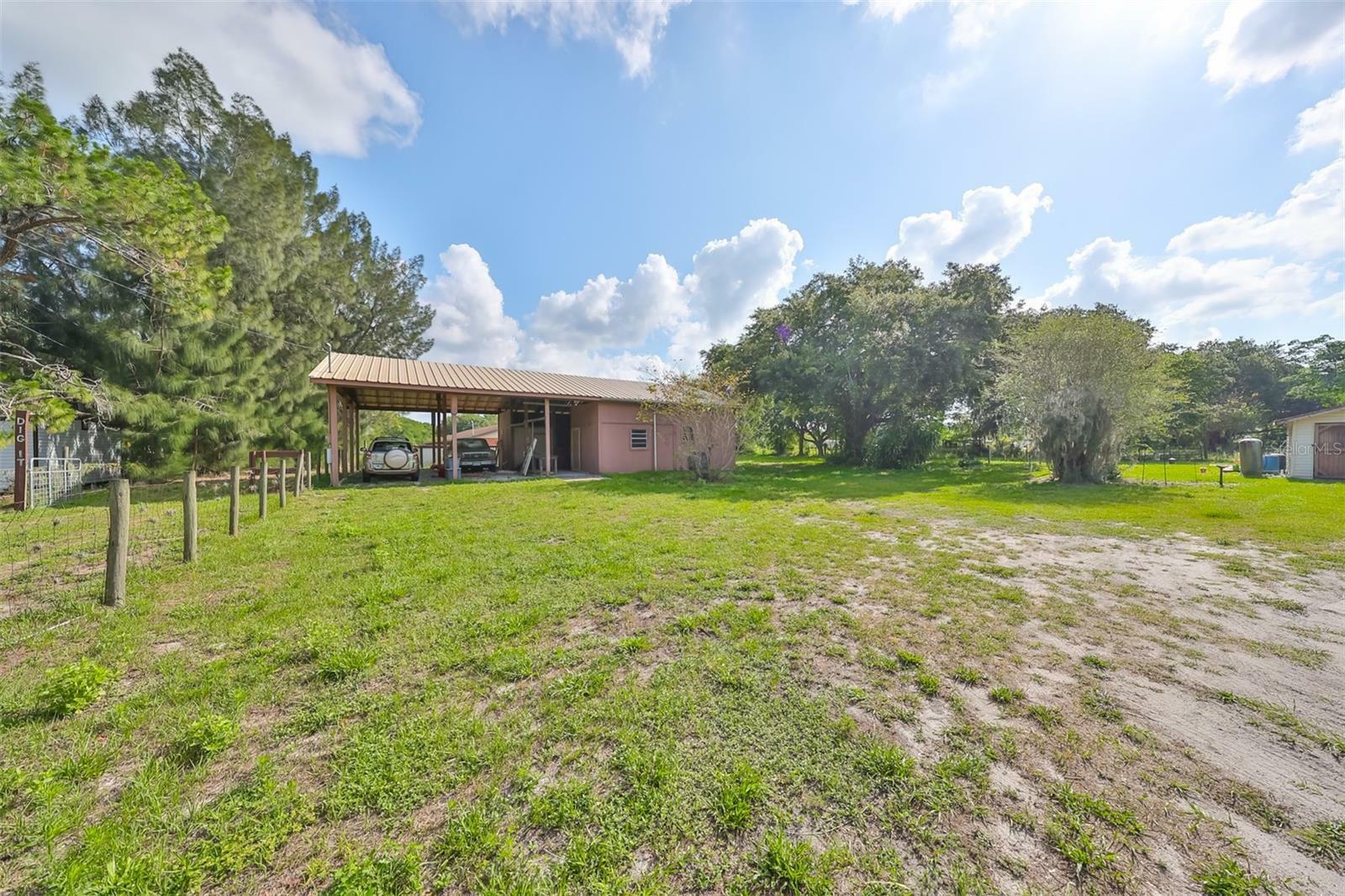 Property Photo:  12922 672 Highway  FL 33579 