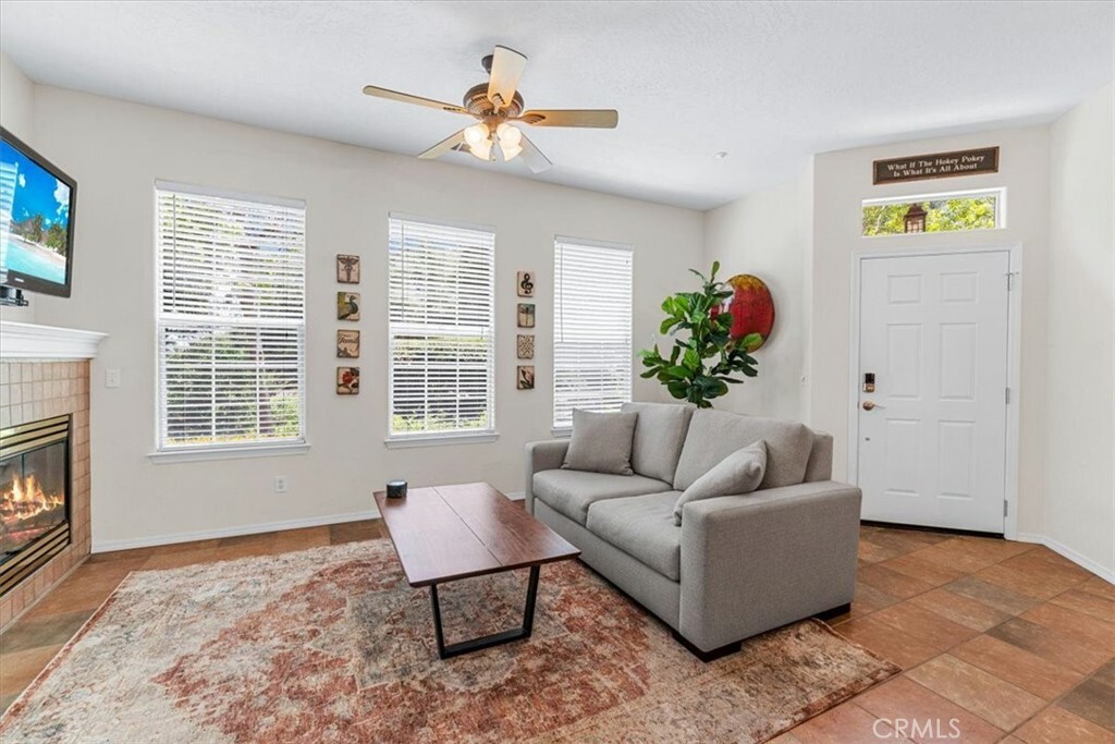 Property Photo:  3059 Garibaldi Avenue  CA 93401 