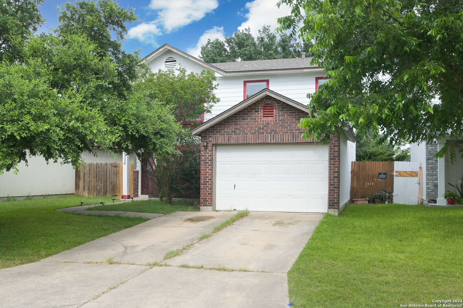 Property Photo:  10330 Canton Field Dr  TX 78245 