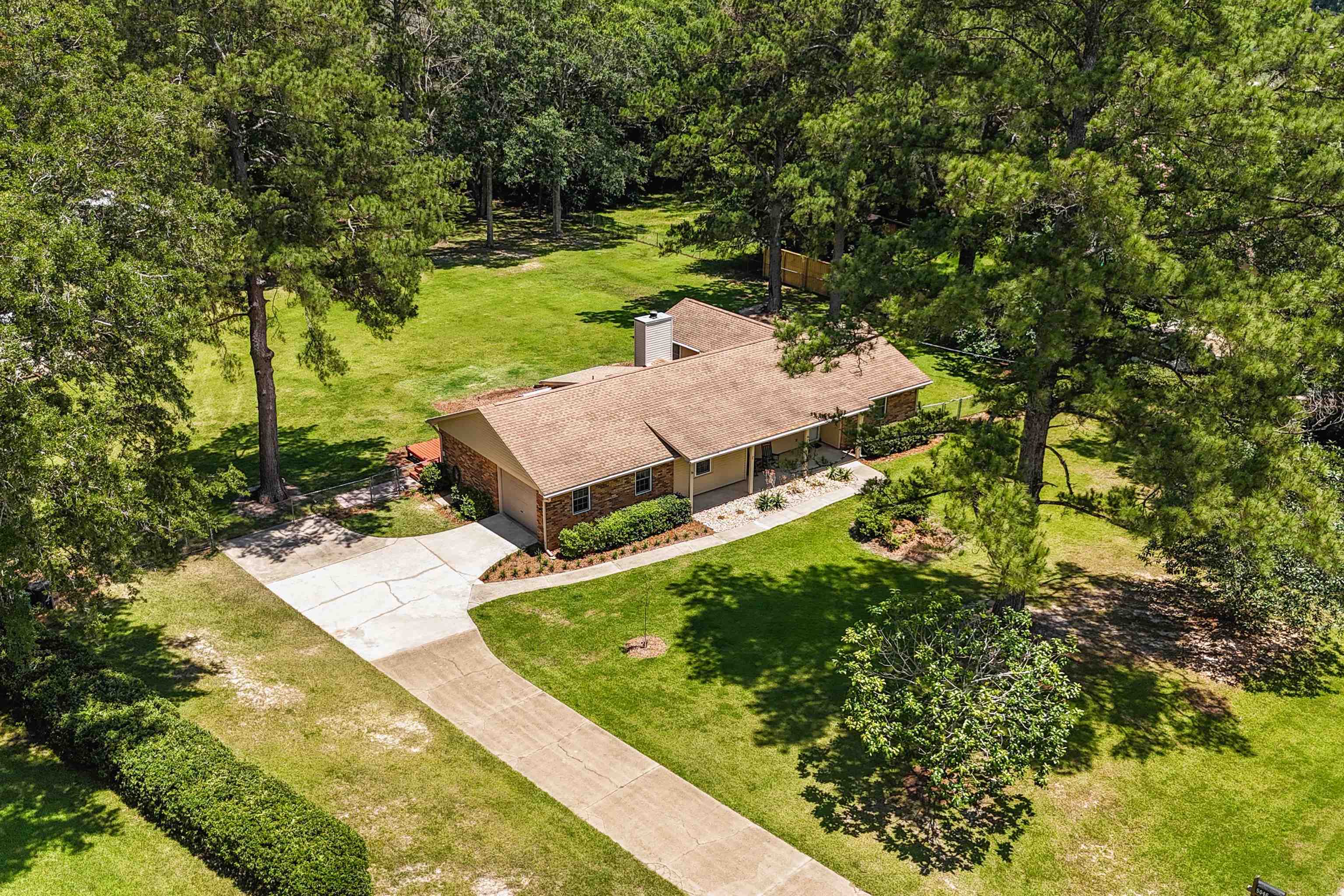 Property Photo:  5046 Red Fox Run  FL 32303 