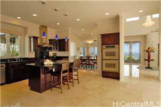 Property Photo: 72 Moaniala Place HI 96821