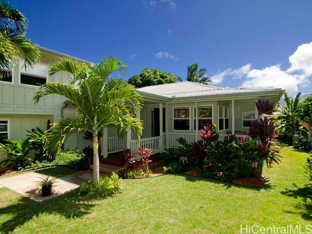 Property Photo:  41-1694A Kalanianaole Highway 3  HI 96795 