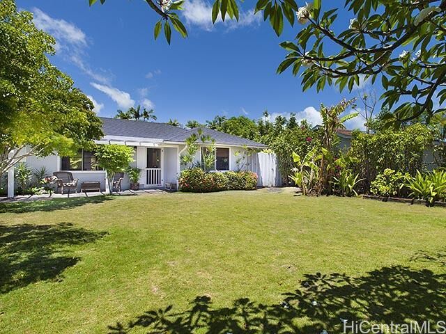 Property Photo:  951 Makaiwa Street  HI 96816 