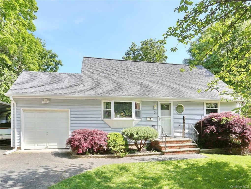 Property Photo:  3 Heather Lane  NY 10994 