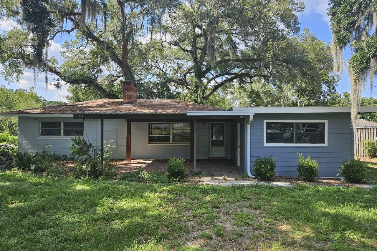 Property Photo:  1804 Harcourt Drive  FL 34748 