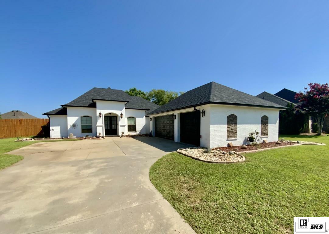 Property Photo: 440 East Frenchman'S Bend Road LA 71203