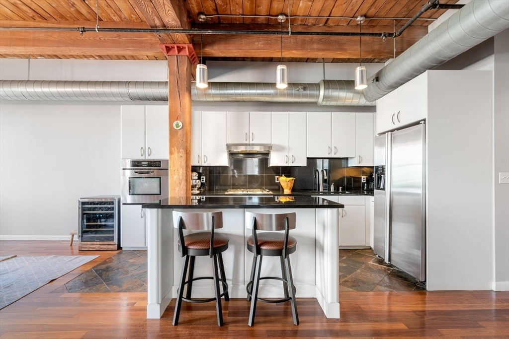 Property Photo: 9 W Broadway 512 MA 02127