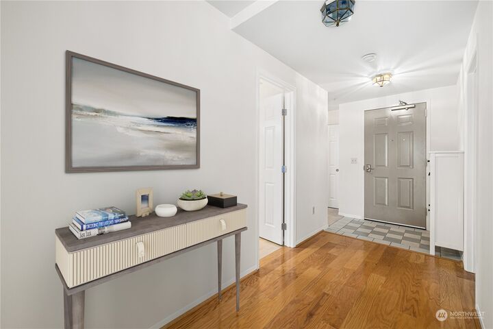 Property Photo:  3201  Pacific Ave 601  WA 98418 
