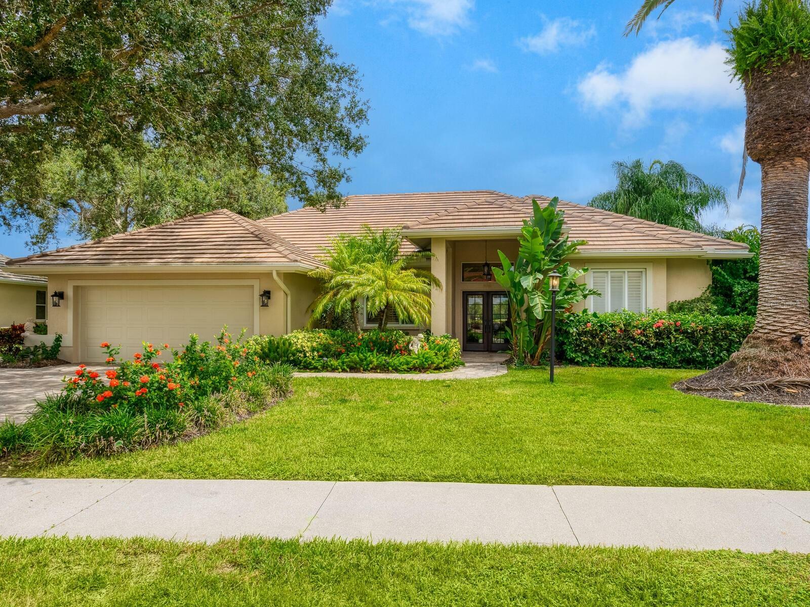 Property Photo: 420 Autumn Chase Drive FL 34292