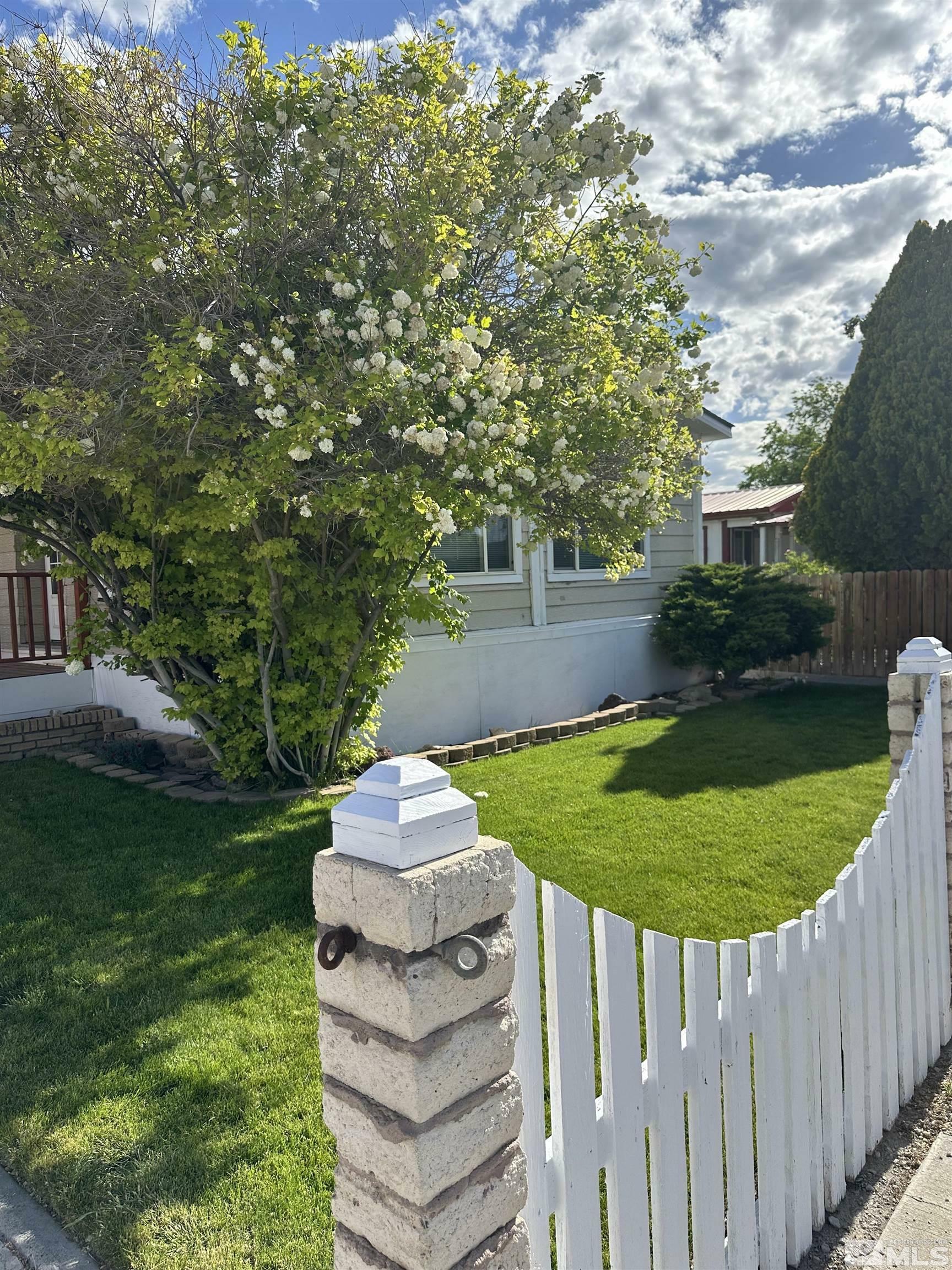 Property Photo:  630 Birch Ct.  NV 89820 