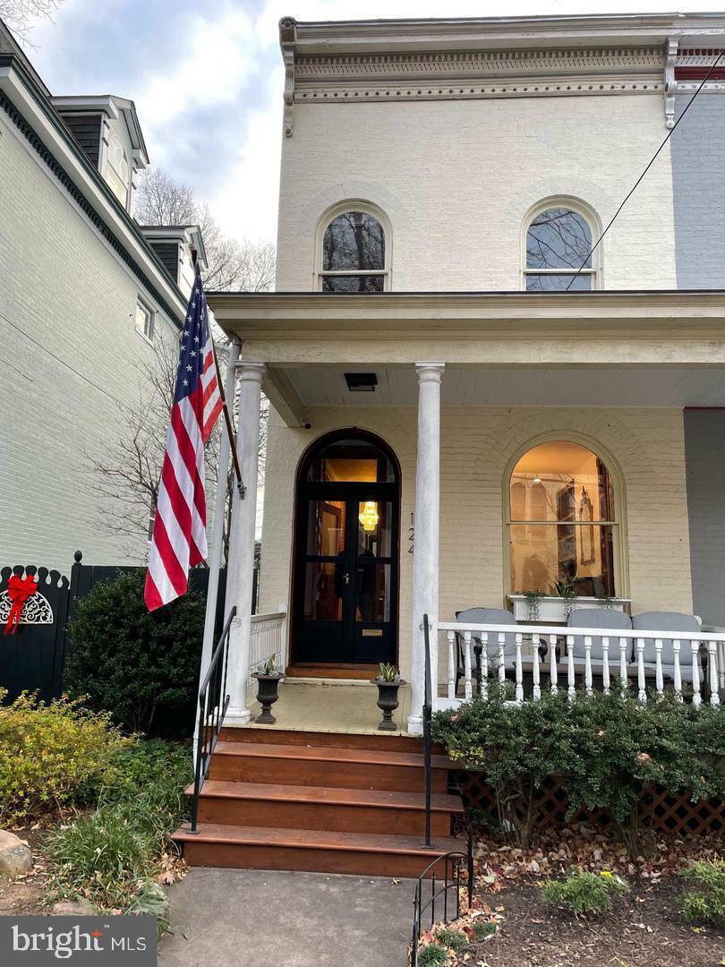 Property Photo: 124 E Third Street MD 21701
