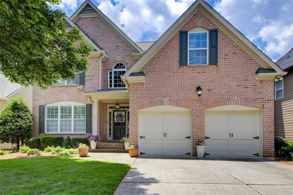 Property Photo:  3190 The Commons Drive  GA 30041 