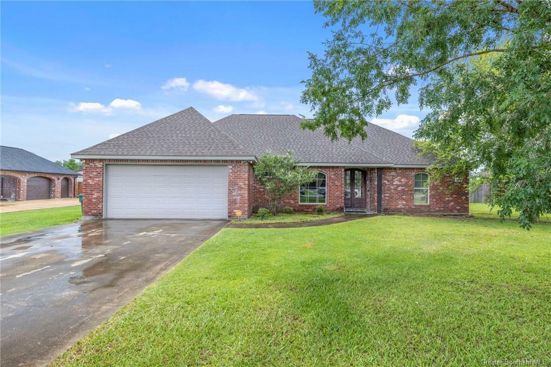 Property Photo: 2578 Ravenway Drive LA 70611