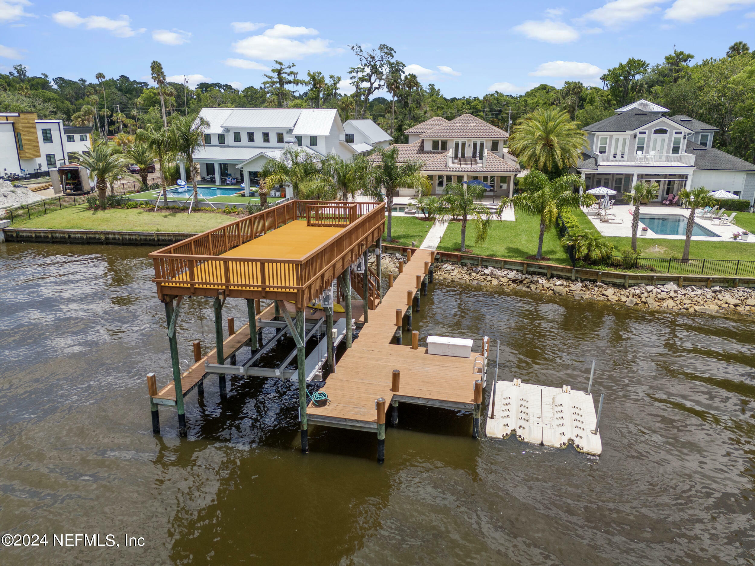 Property Photo:  225 S Roscoe Boulevard  FL 32082 