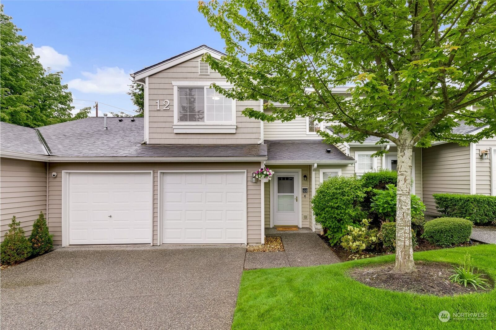 Property Photo:  10030 Holly Drive 122  WA 98204 