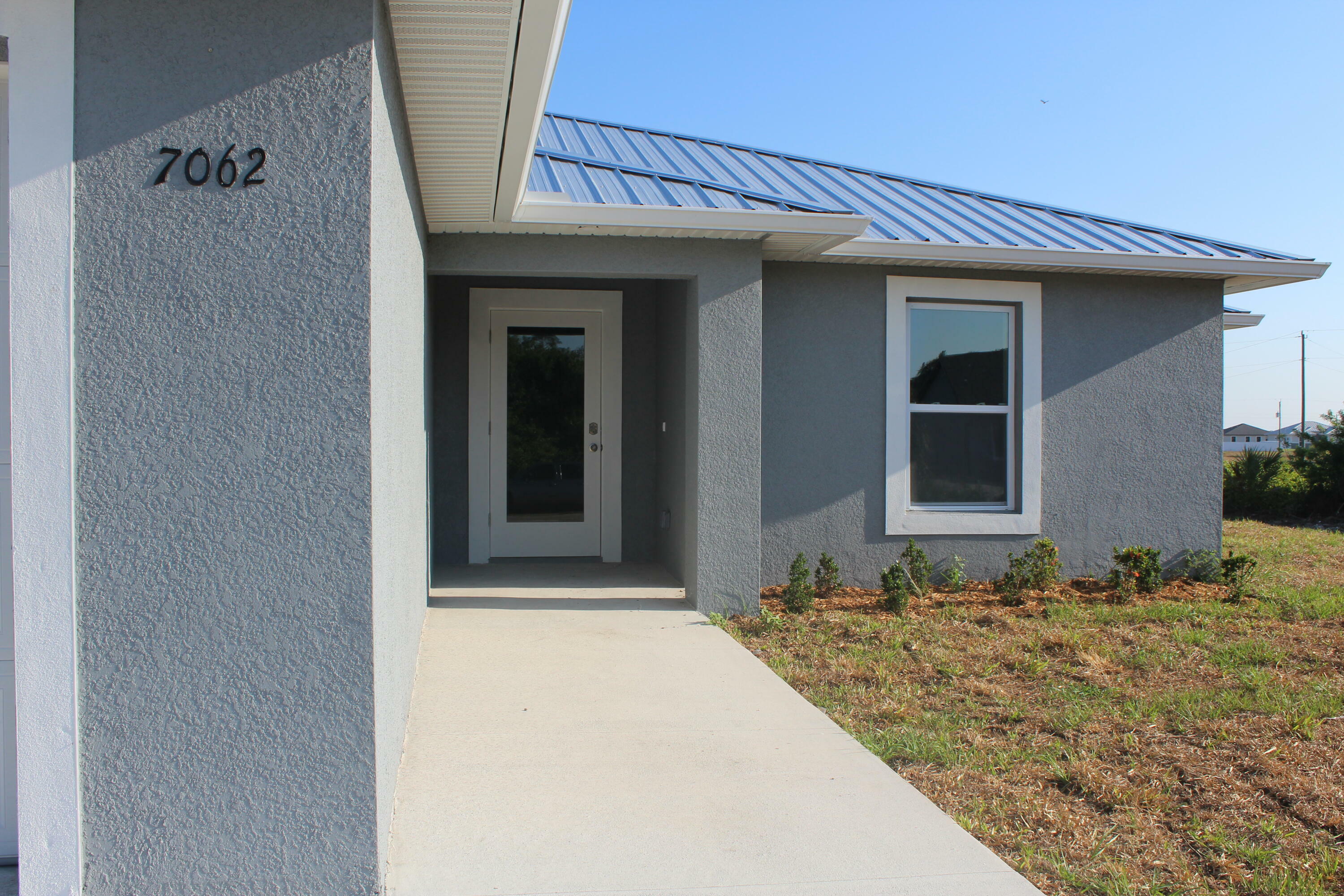 Property Photo:  7062 Calder Circle  FL 33935 