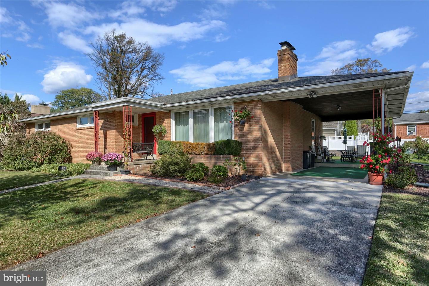 Property Photo: 412 S 32nd Street PA 17109