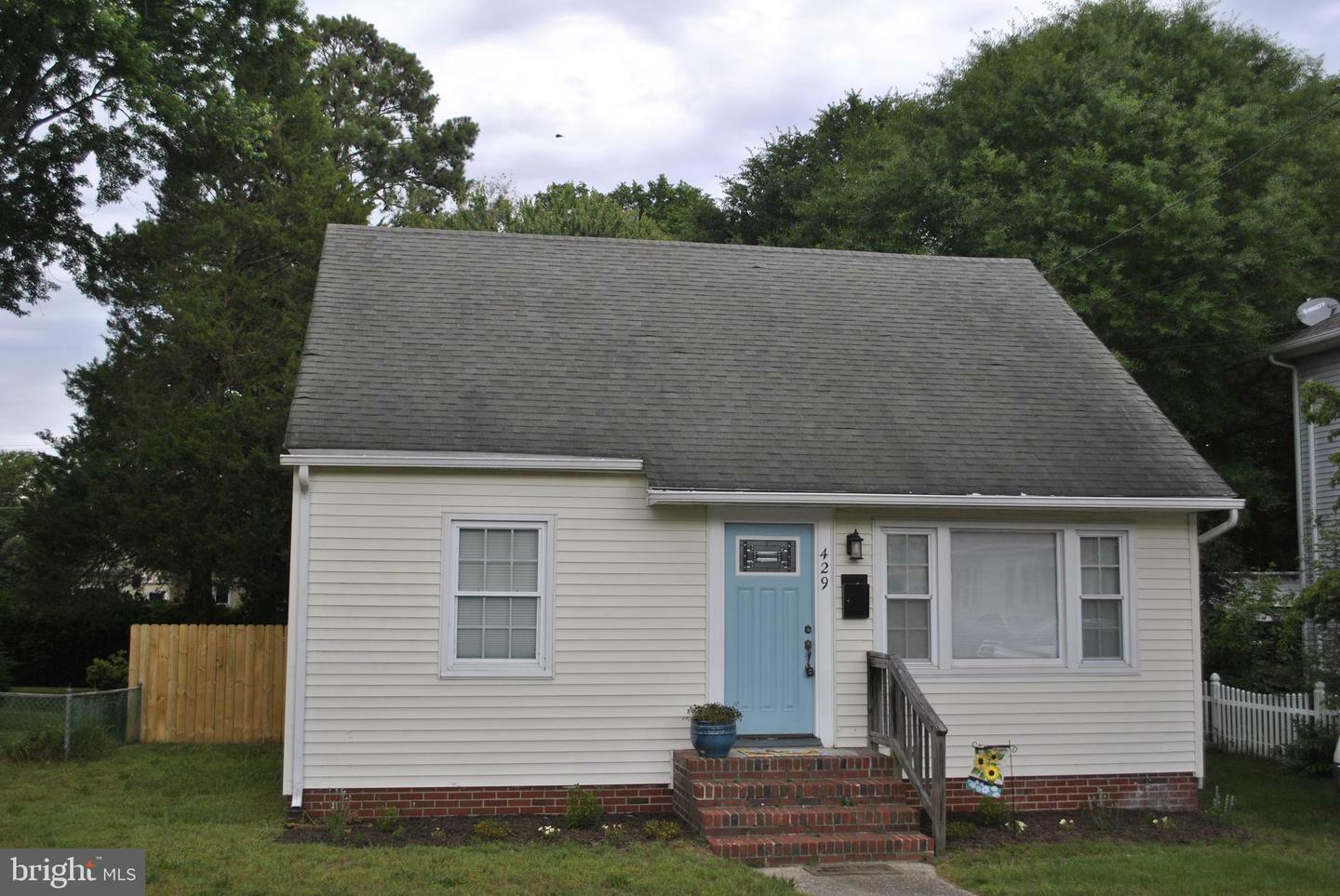 Property Photo:  429 Pennsylvania Avenue  MD 21801 