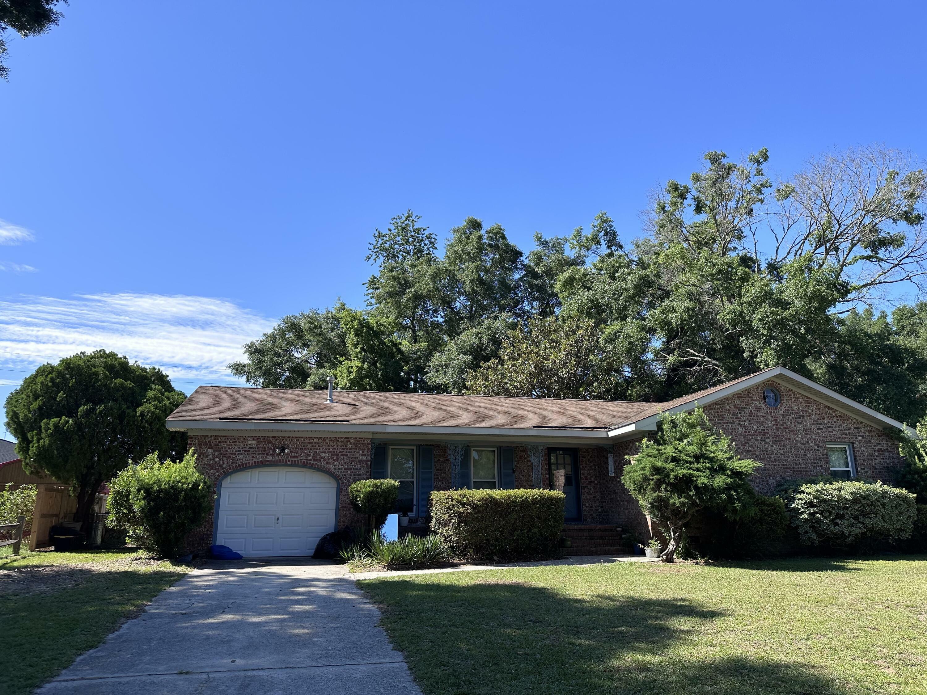 1219 Oakcrest Drive  Charleston SC 29412 photo