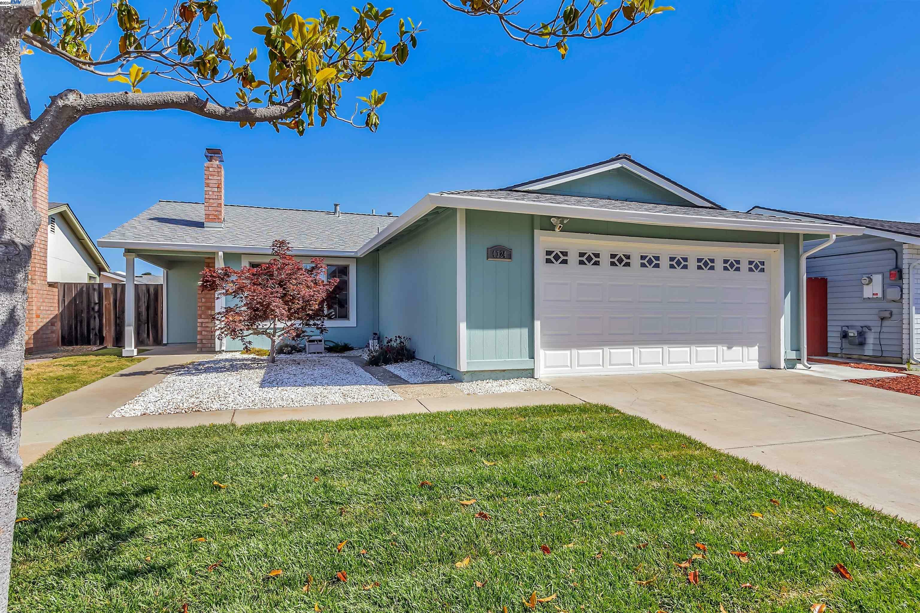 Property Photo:  4324 Queen Anne Drive  CA 94587 