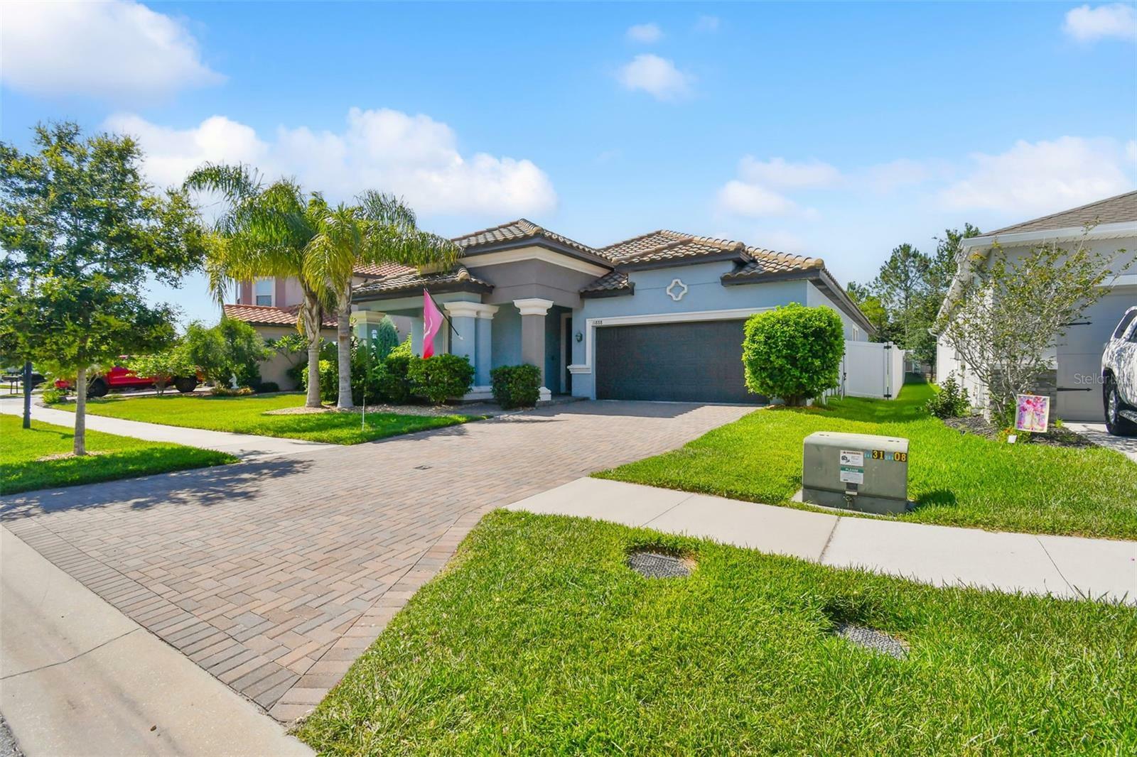 Property Photo:  11888 Frost Aster Drive  FL 33579 