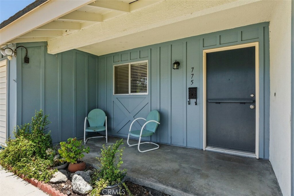 Property Photo:  775 Spruce Street  CA 92507 