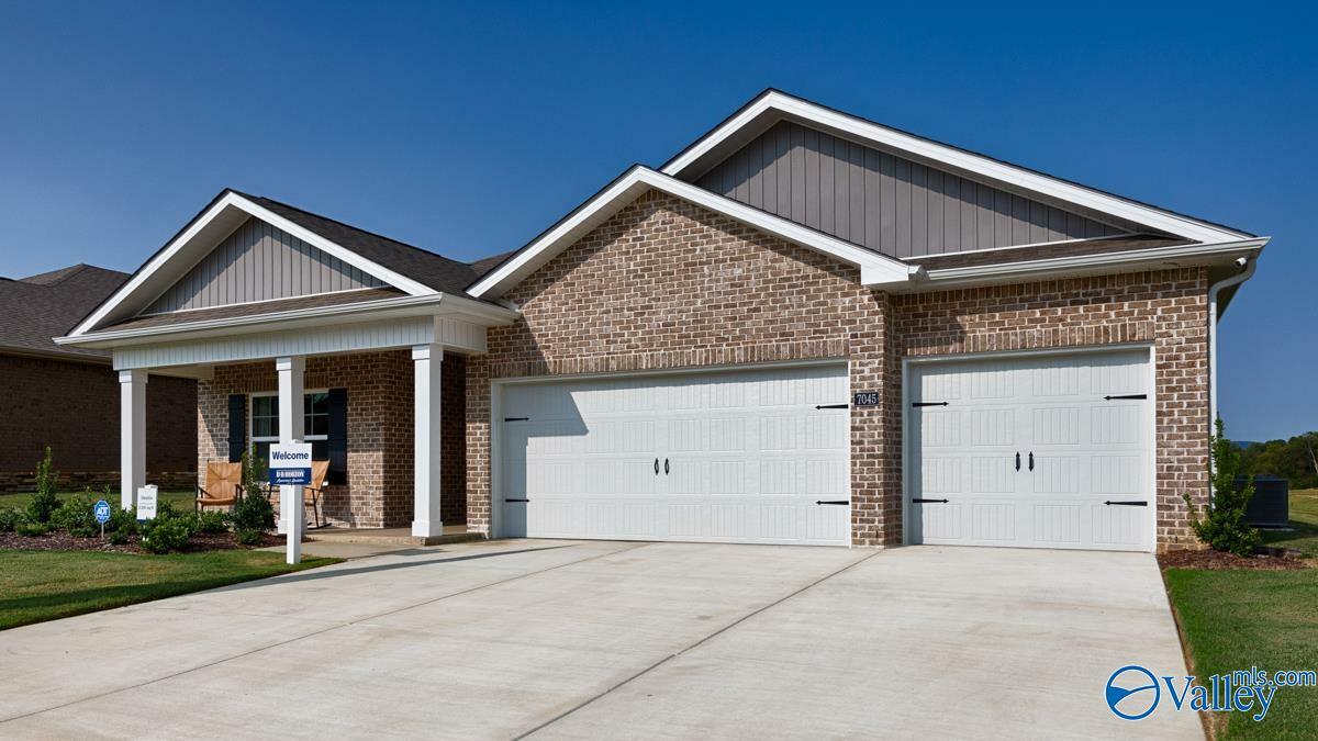 Property Photo:  7050 SE Regency Lane  AL 35748 