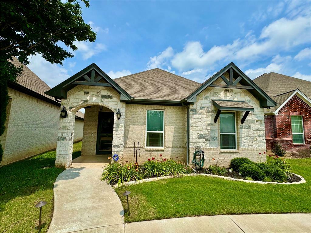 Property Photo:  3512 Fountain Way  TX 76049 