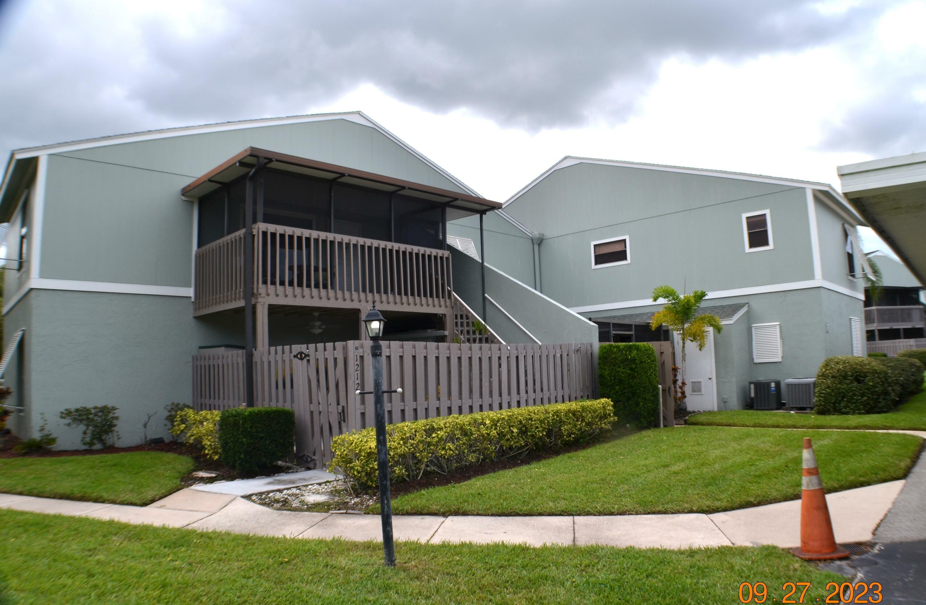 Property Photo:  1198 Breezy Way 7A  FL 32958 