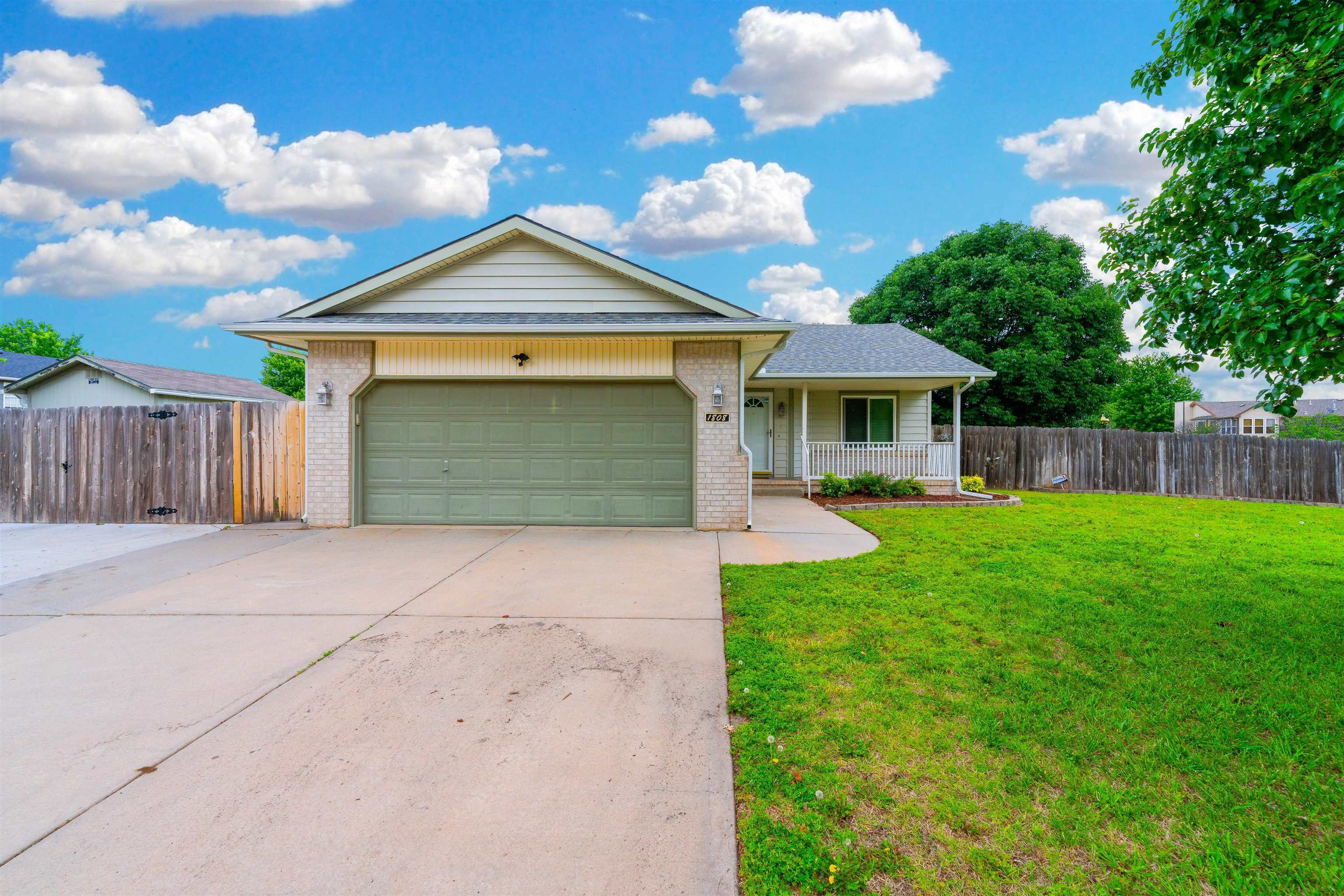 Property Photo:  1808 S Prescott St  KS 67209 