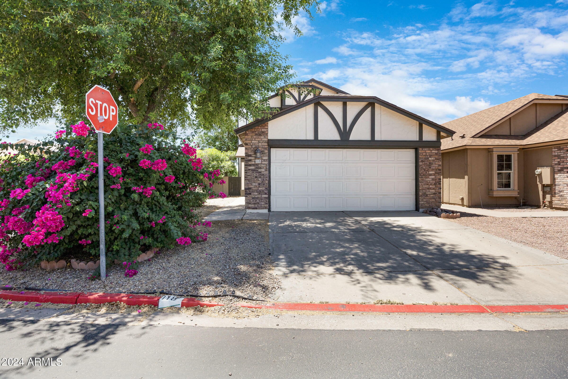 Property Photo:  1915 S 39th Street 118  AZ 85206 