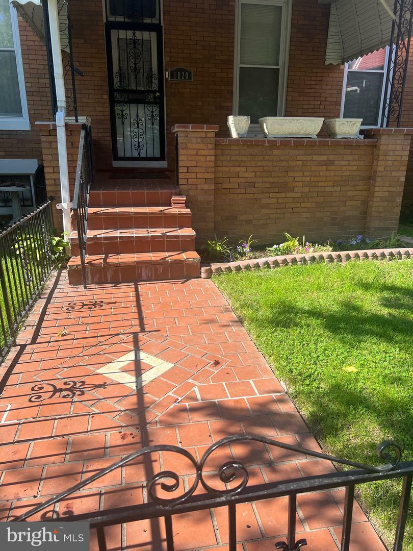 Property Photo:  1820 E 32nd Street  MD 21218 