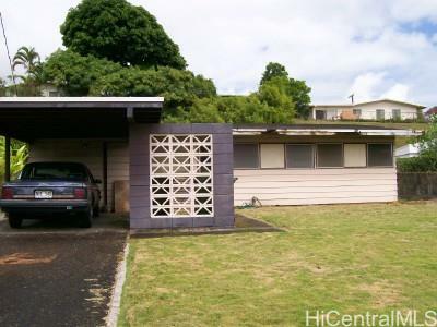 Property Photo:  