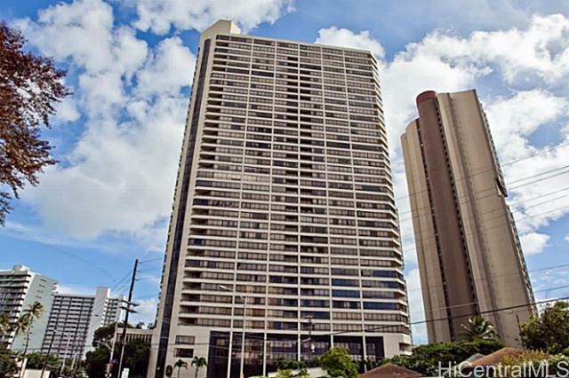 Property Photo:  2499 Kapiolani Boulevard 3207  HI 96826 