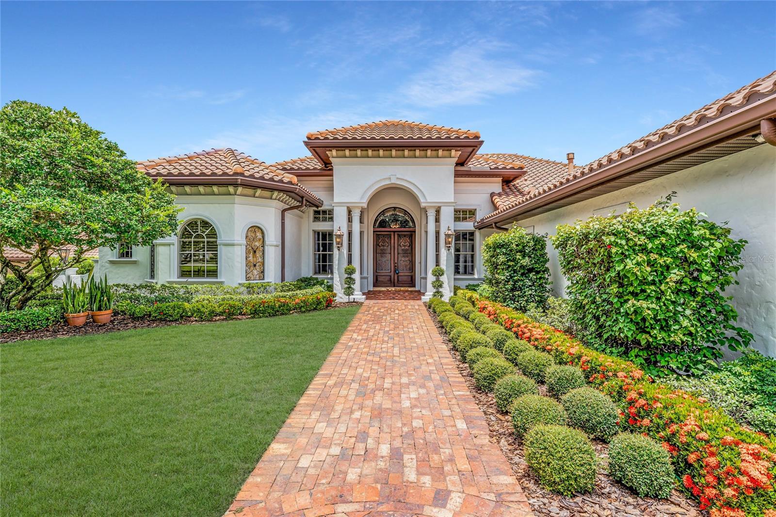 Property Photo: 3036 Seigneury Drive FL 34786
