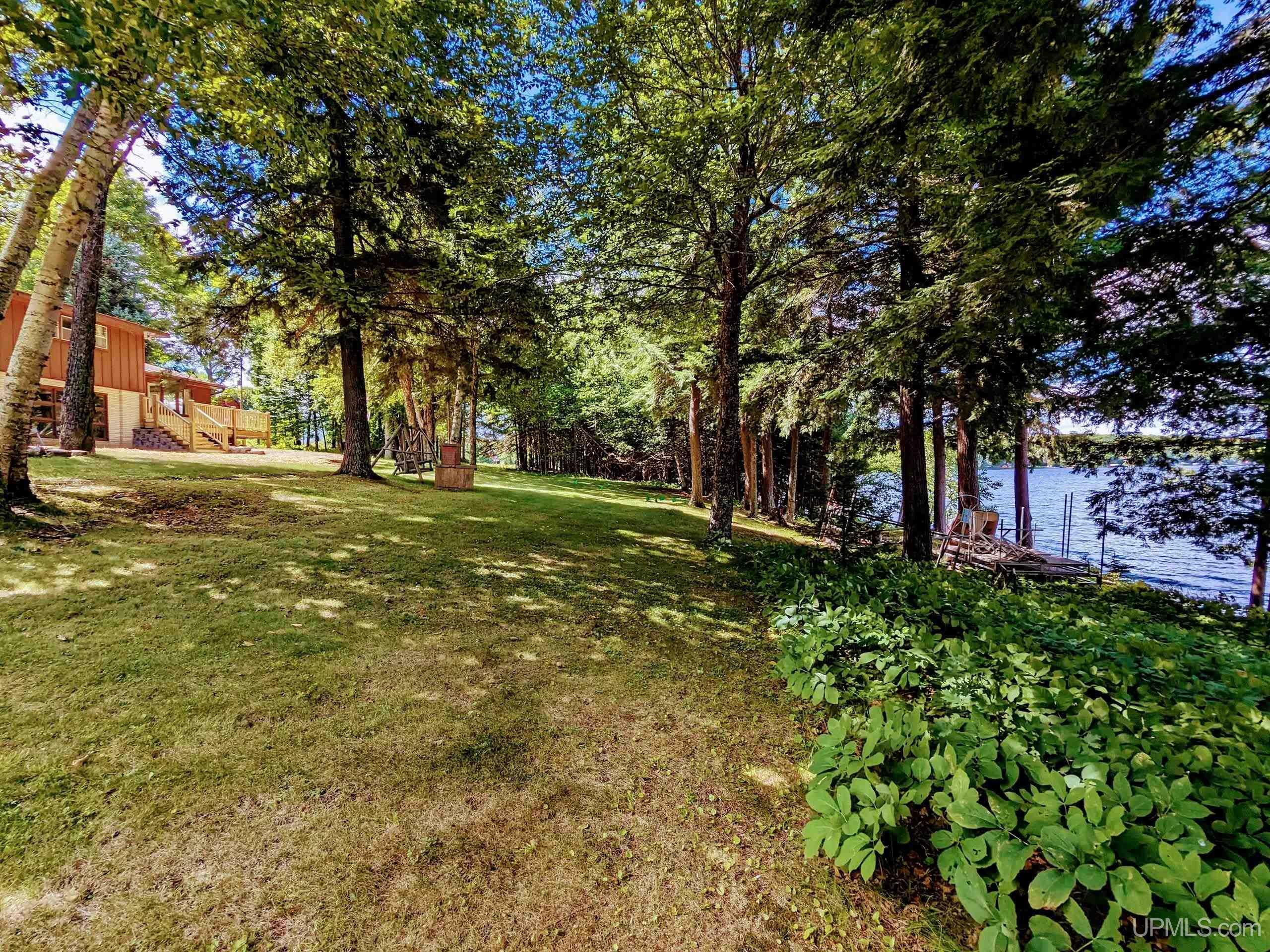 Property Photo:  152 W Park  MI 49935 