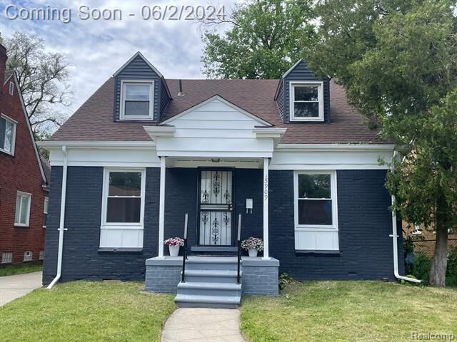 Property Photo:  15909 Sussex Street  MI 48227 