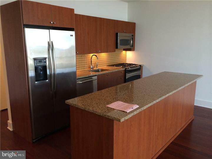 Property Photo: 1101 Locust Street 9C PA 19107