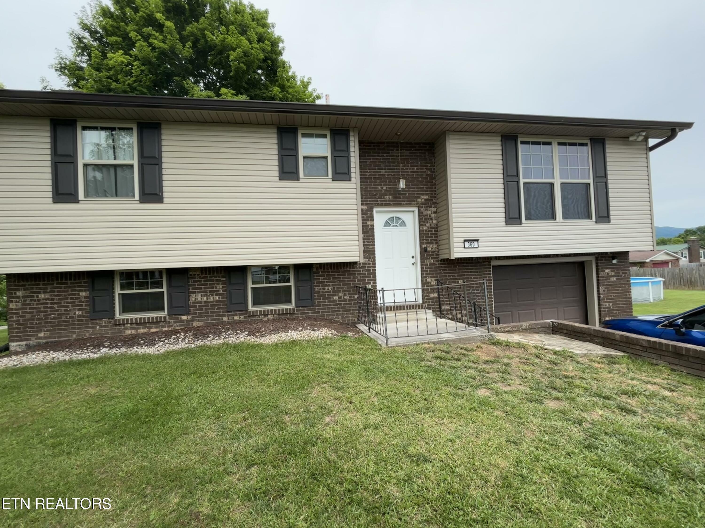 Property Photo:  360 Parks Circle  TN 37752 