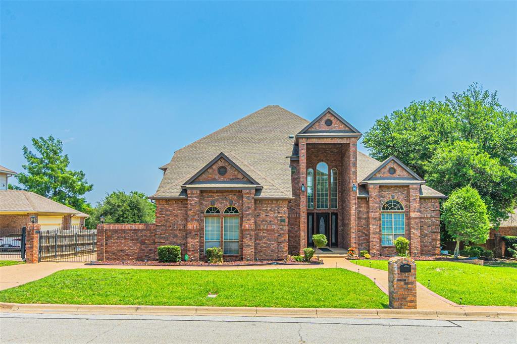 5205 Vicksburg Drive  Arlington TX 76017 photo