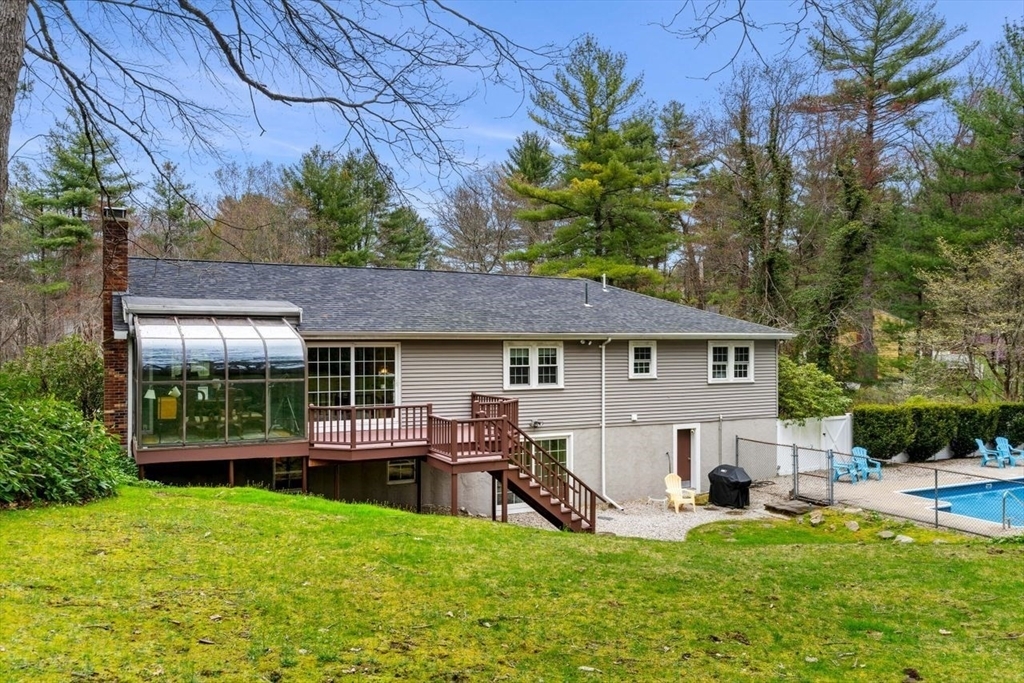 Property Photo:  25 Farrwood Dr  MA 01810 