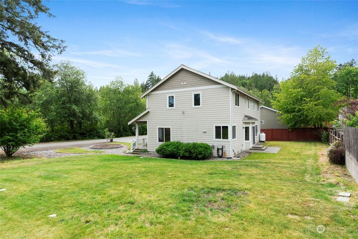 Property Photo:  4398 SE Brook Street  WA 98367 