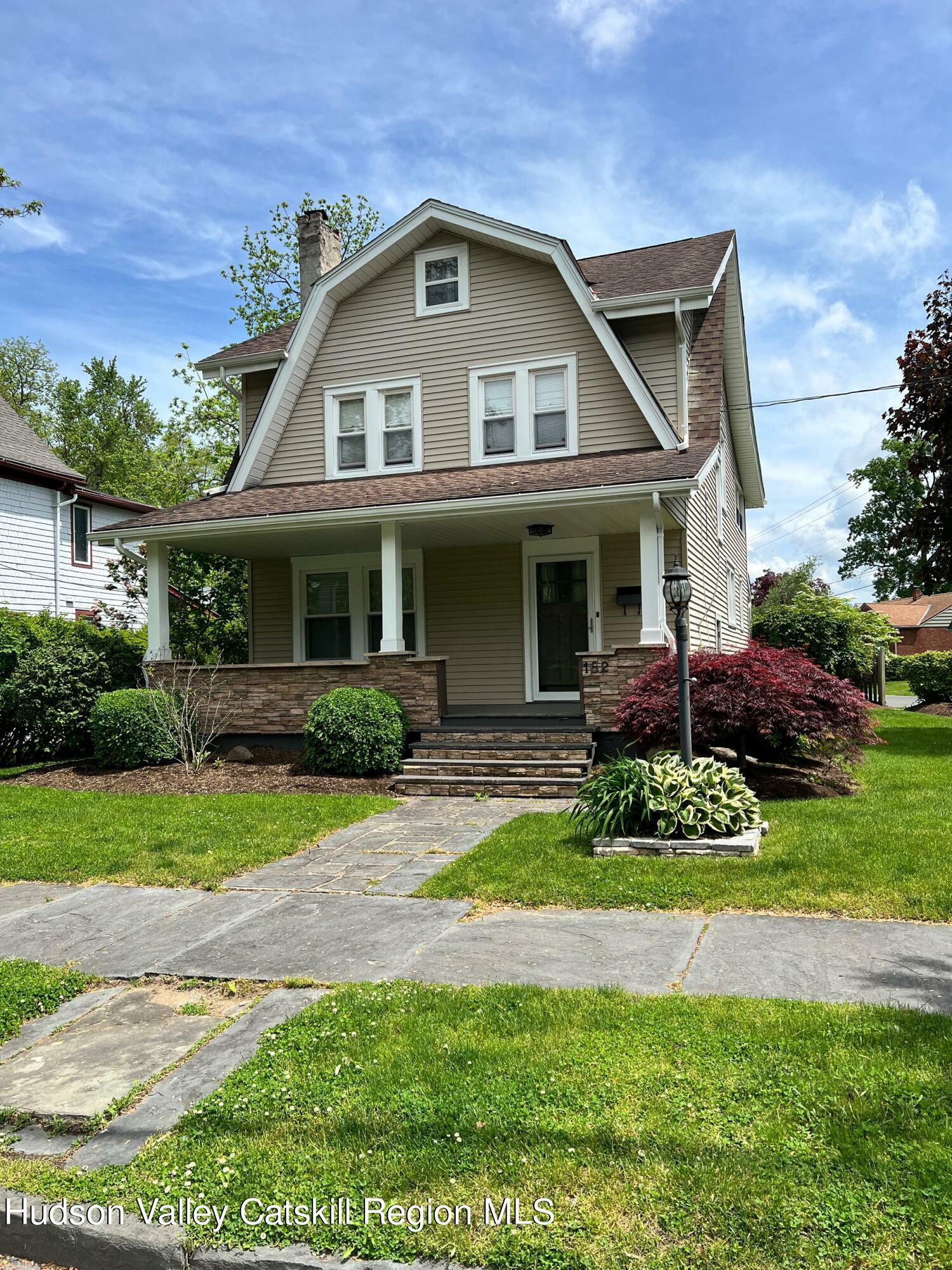 Property Photo:  182 N Manor  NY 12401 