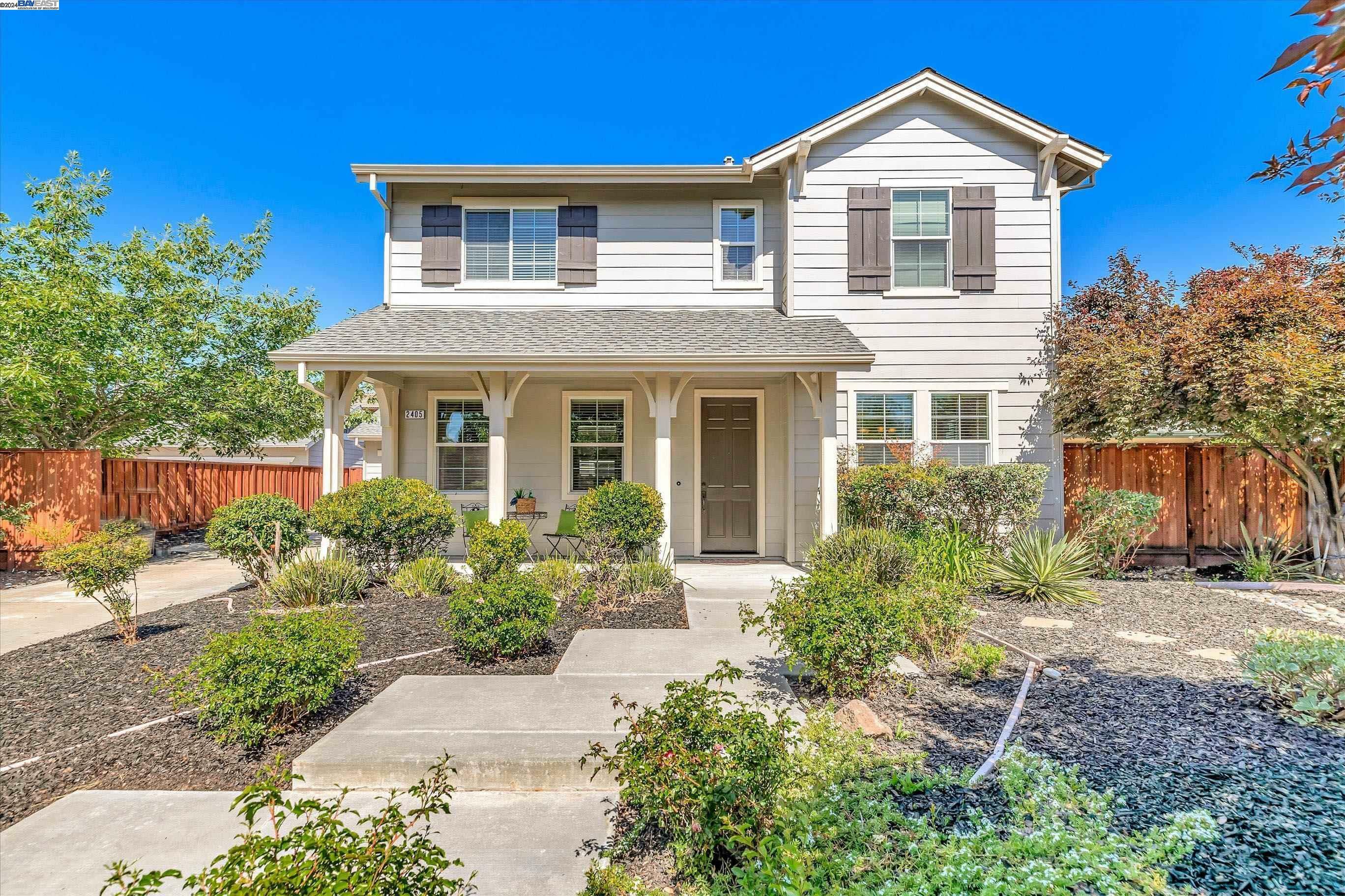 Property Photo:  2405 Decker Ln  CA 94550 