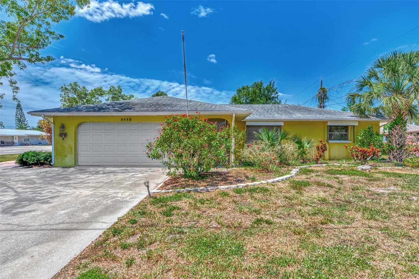 Property Photo: 4448 Pompano Road FL 34293