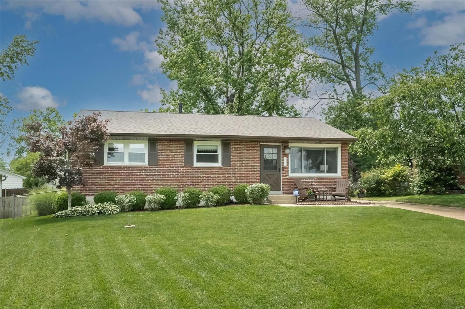 Property Photo:  10814 Palmyra Court  MO 63123 