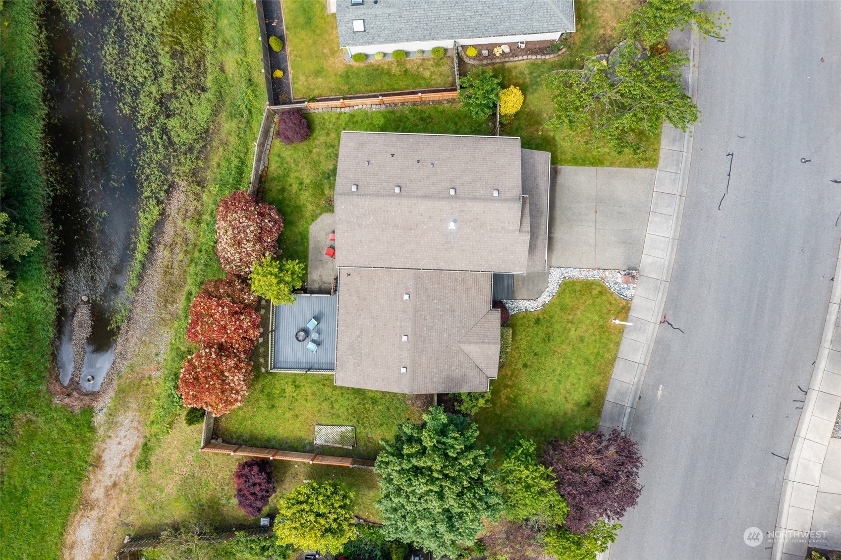 Property Photo:  855 SW Eagle Vista Avenue  WA 98277 