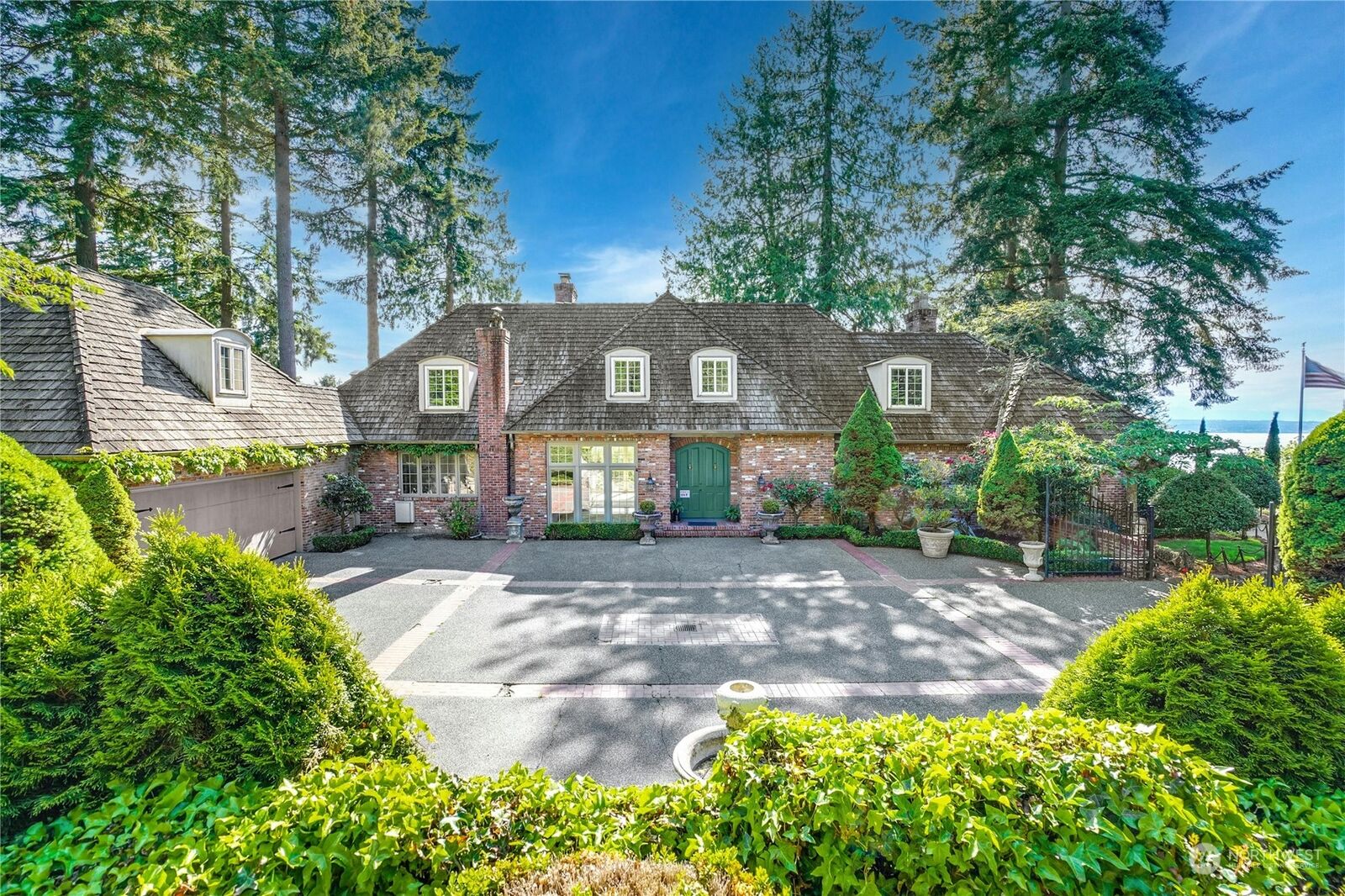 Home for sale in Seattle 1204 NW Culbertson Drive, Seattle, WA 98177